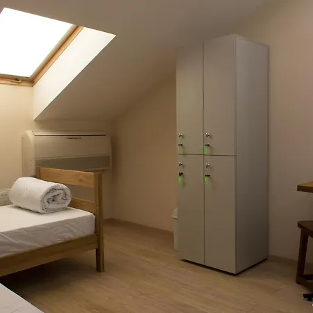 Sky Hostel-3